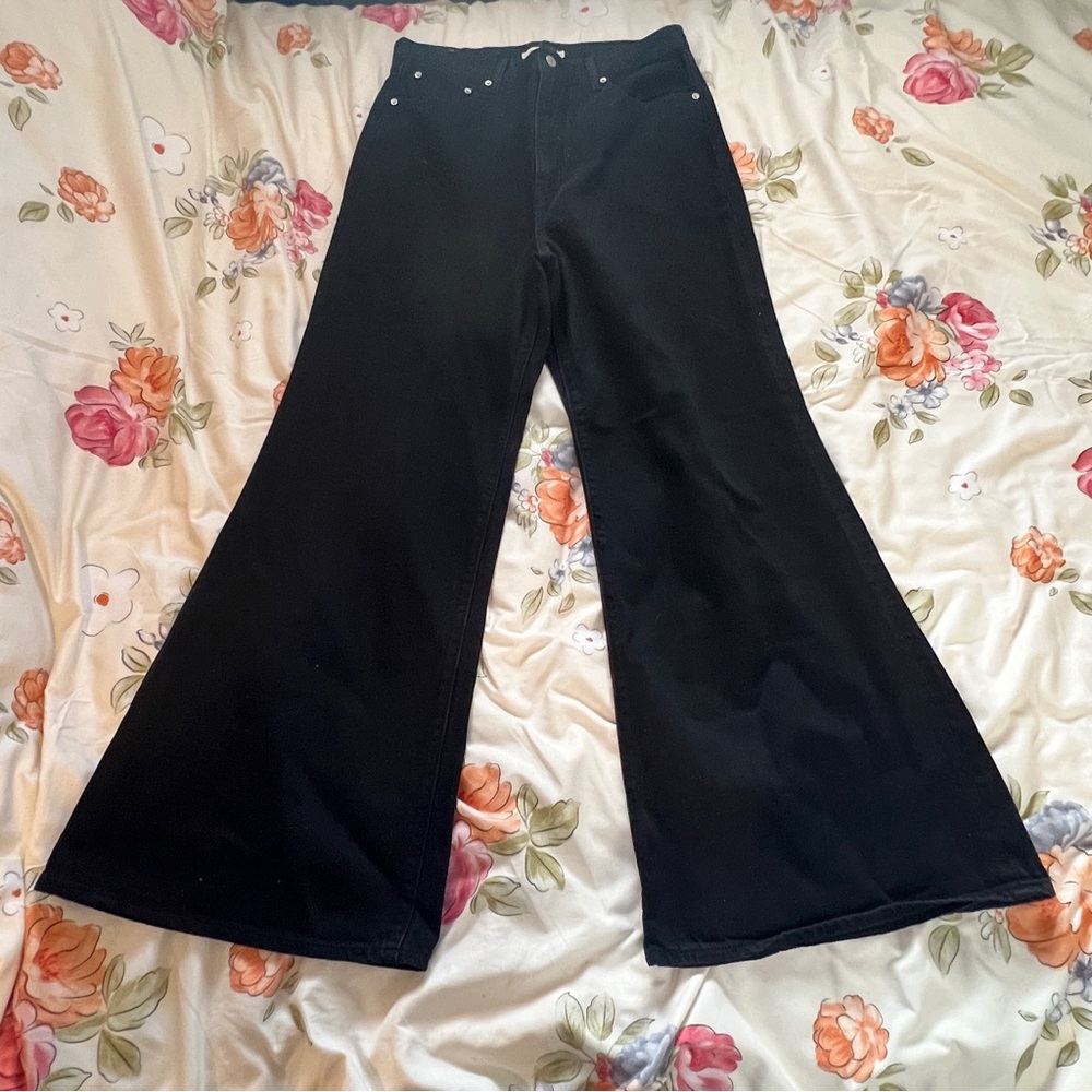 Levi's Flared Black Denim Jeans